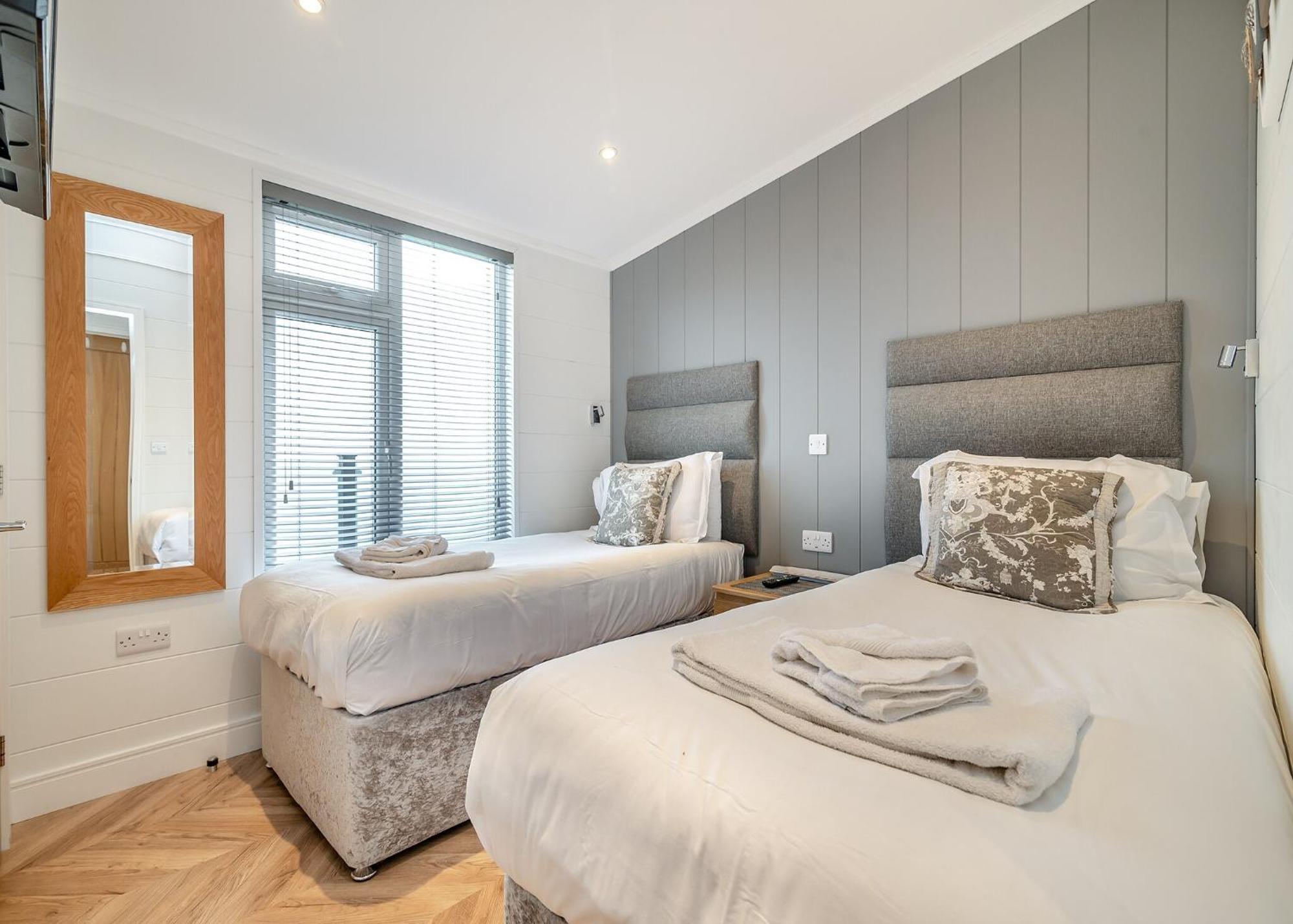 Midsomer Lodges Pilton Phòng bức ảnh