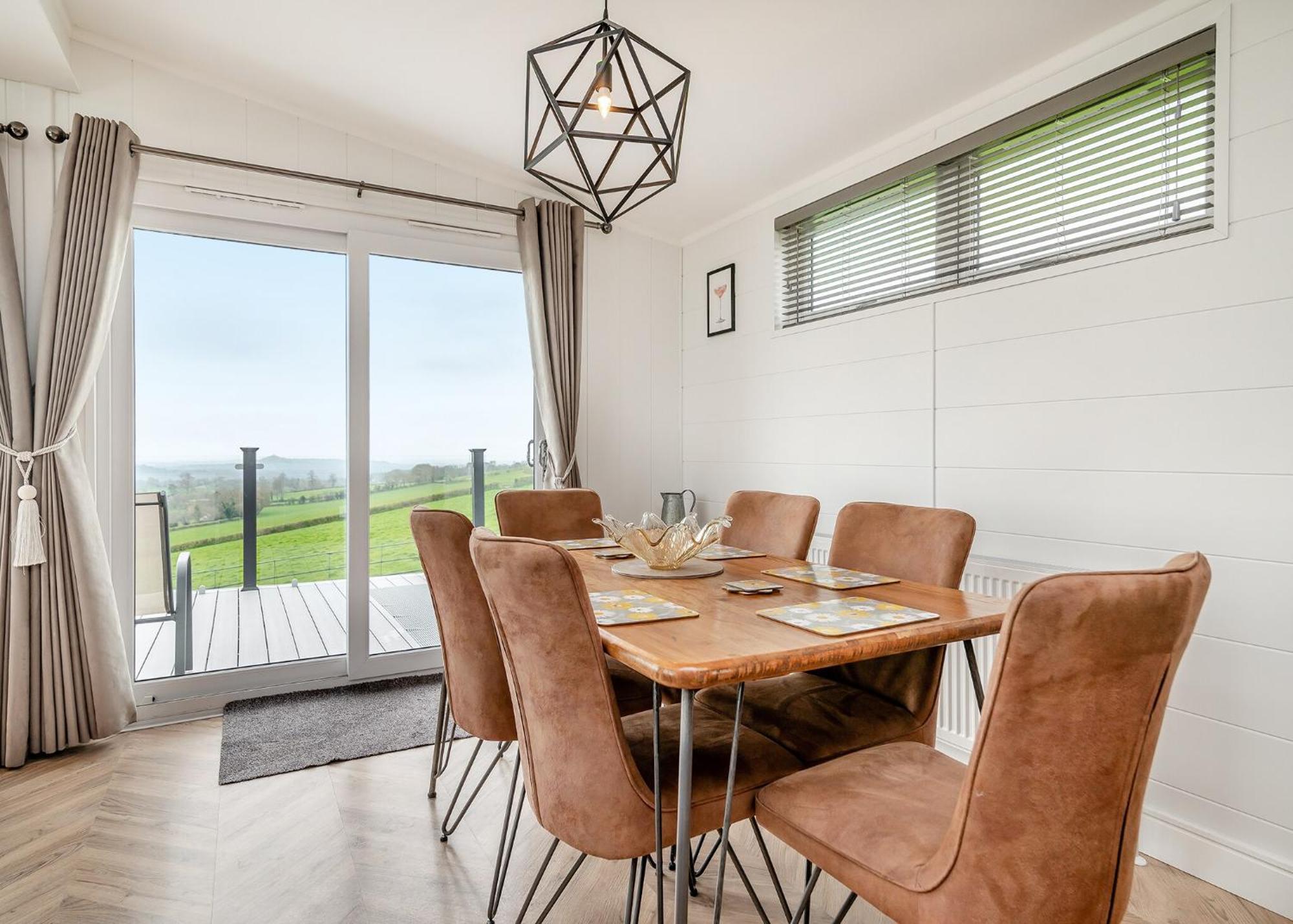 Midsomer Lodges Pilton Phòng bức ảnh